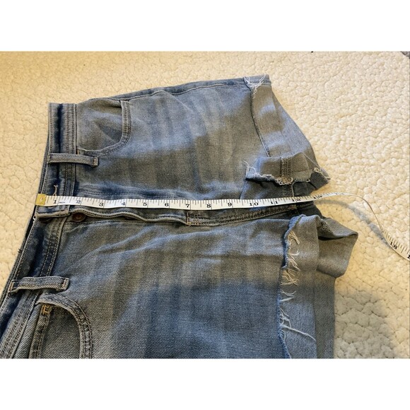 Hollister, Curvy, Ultra High-Rise, Button-fly, Mom Shorts, 3”, Size: 5-W27 - Picture 5 of 6